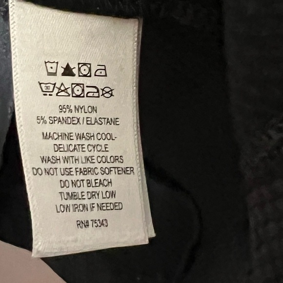 Tommy Bahama Quarter-Zip Golf Pullover Black Pebble Textured Performance Jacket - Picture 5 of 5